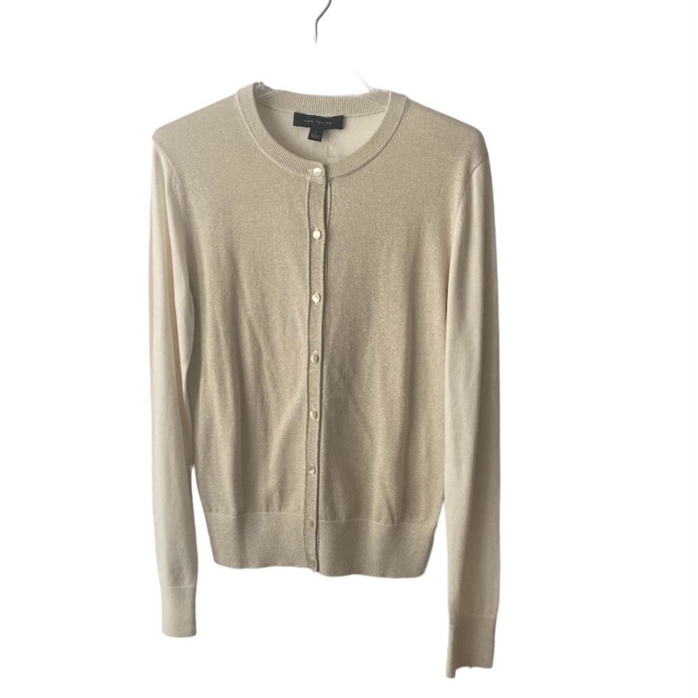 Ivory beige Ann Taylor long sleeve cardigan with shimmer front.  Size Sm…